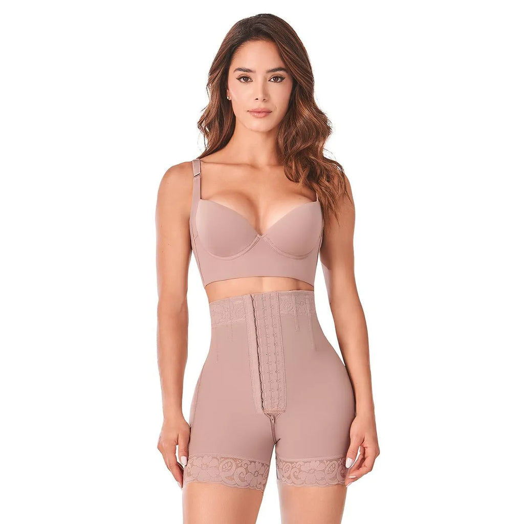 Short Alto con Broche Levanta Cola | 5156B